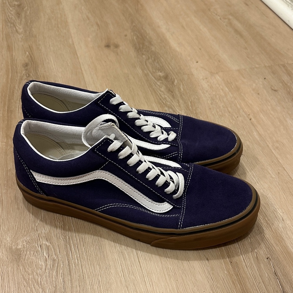 Vans Old Skool Men's 10.5 Purple Gum Sole